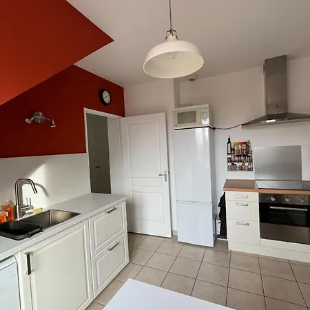 Apartament Spacious Flat With Terrace